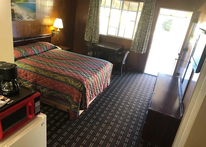 Edgewood Motel